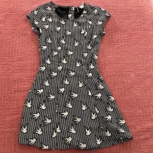 H&M Divided women’s size 2 bird motif lined mini Dress